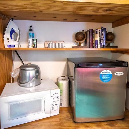Hibiscus Coffee & Guesthouse Grayton Beach Esterno foto