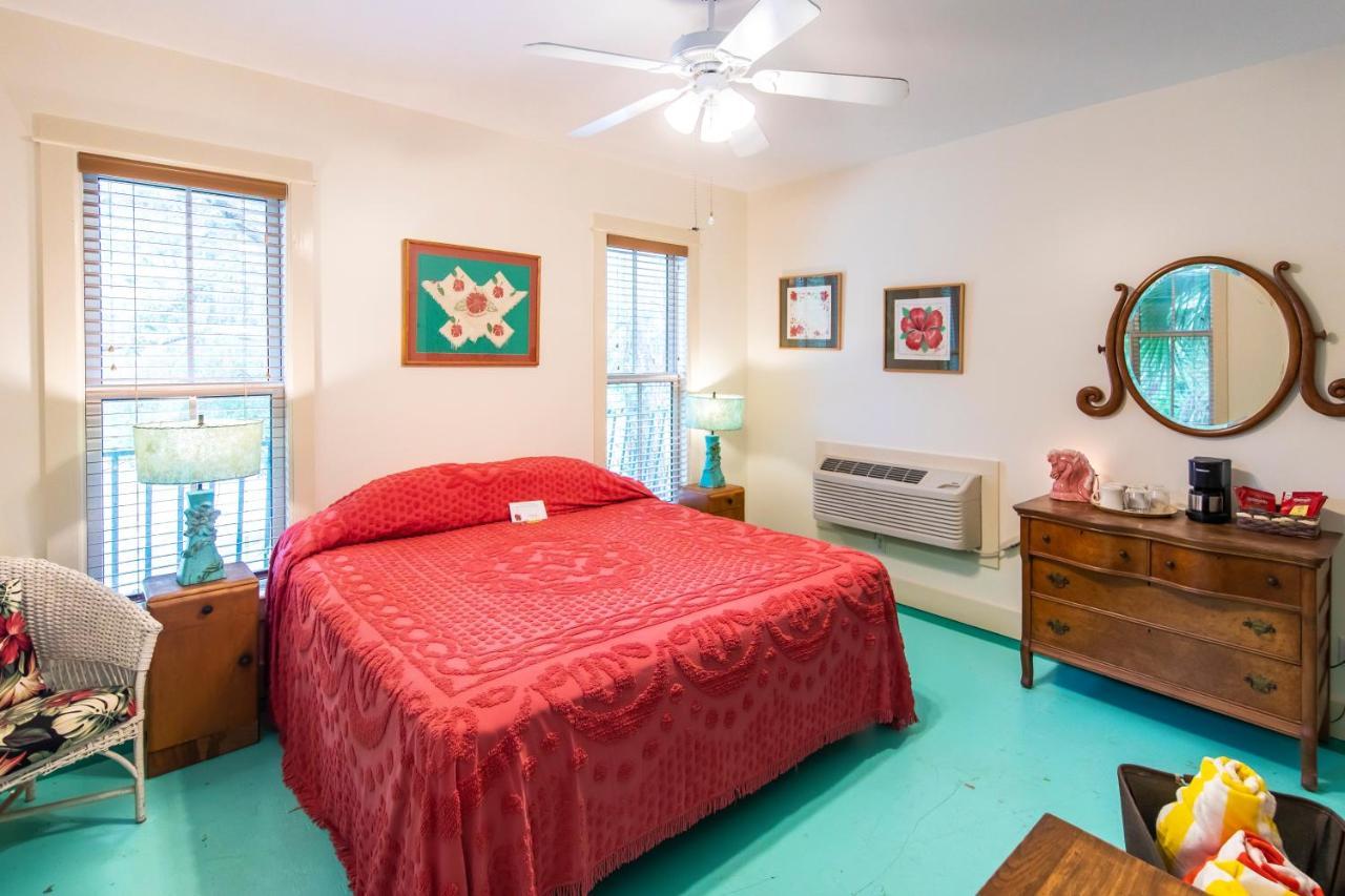 Hibiscus Coffee & Guesthouse Grayton Beach Esterno foto