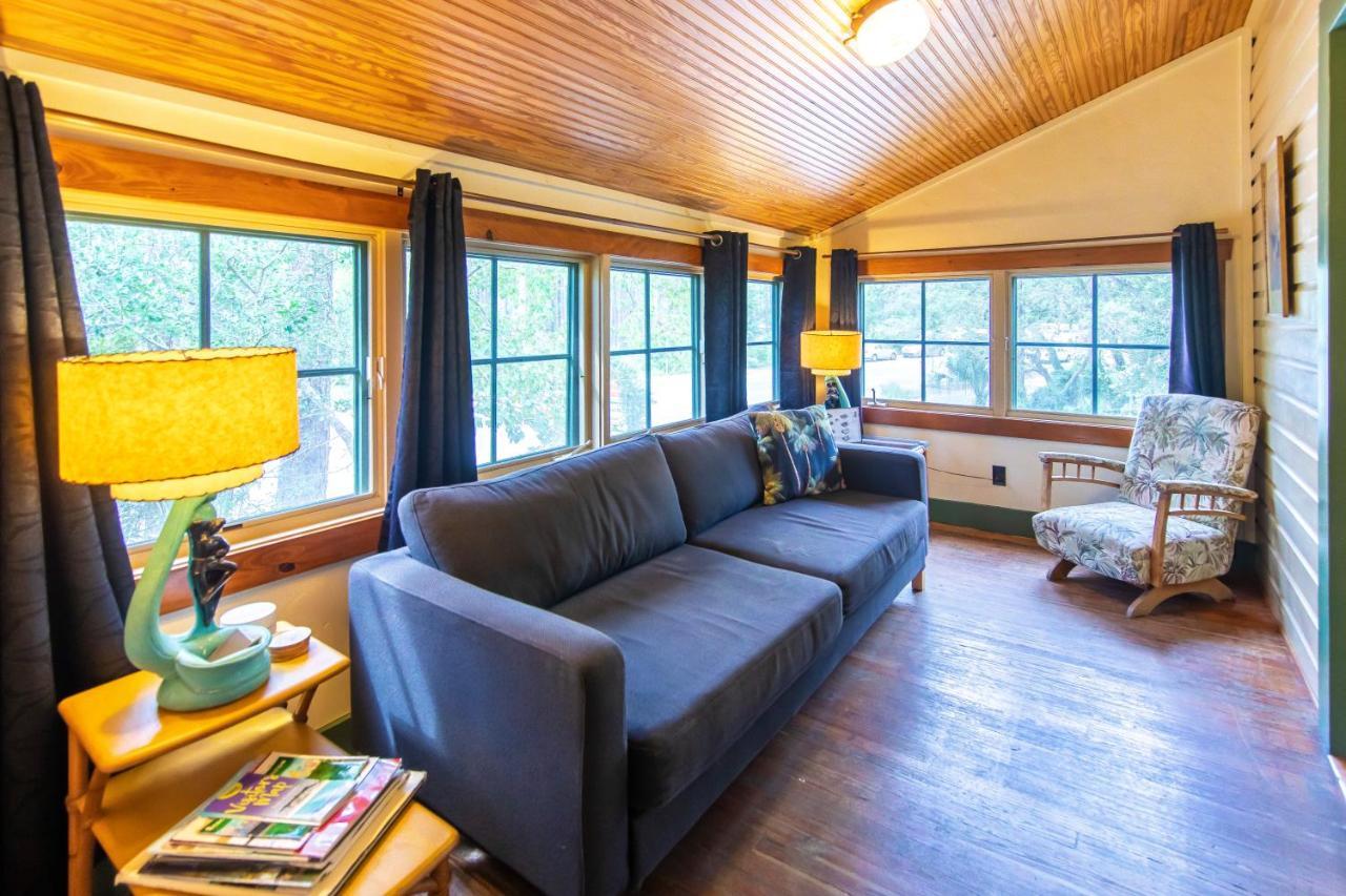 Hibiscus Coffee & Guesthouse Grayton Beach Esterno foto