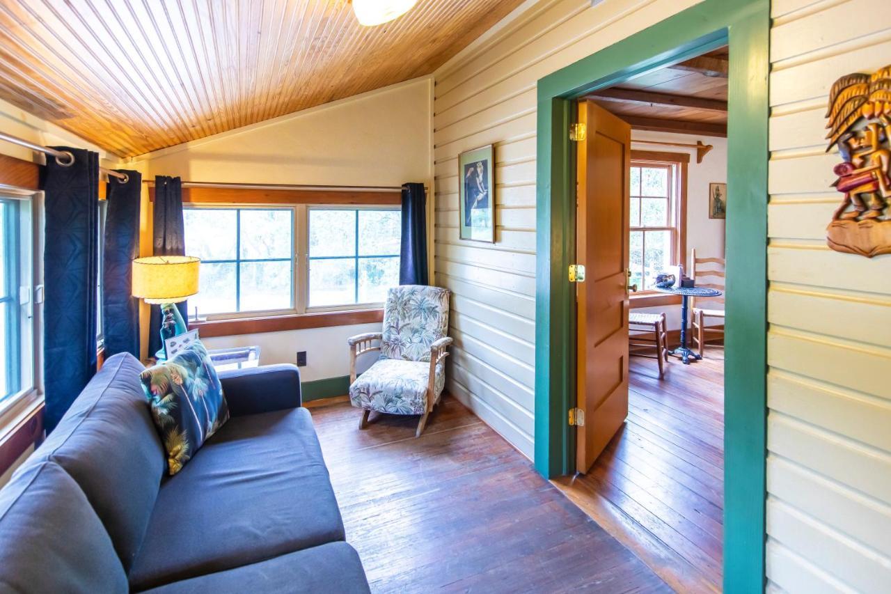 Hibiscus Coffee & Guesthouse Grayton Beach Esterno foto
