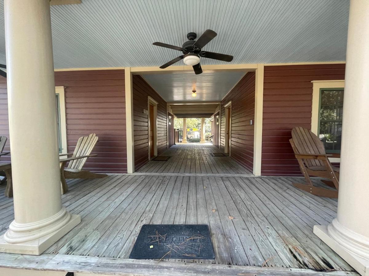 Hibiscus Coffee & Guesthouse Grayton Beach Esterno foto