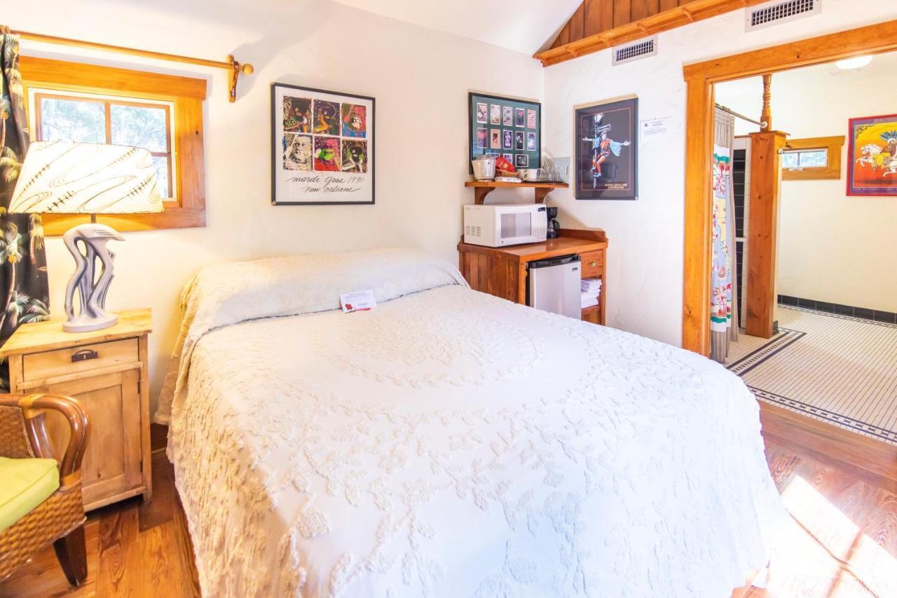 Hibiscus Coffee & Guesthouse Grayton Beach Esterno foto